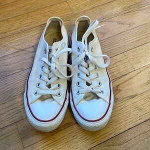 Women’s white converse all star